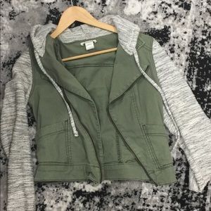 Light Jacket army green, sweatshirt sleeves & hood